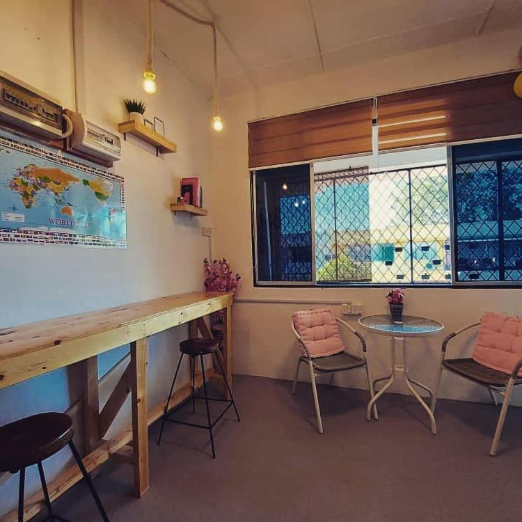 Karya Story Hostel Kudat Bagian luar foto