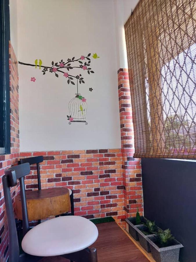 Karya Story Hostel Kudat Bagian luar foto